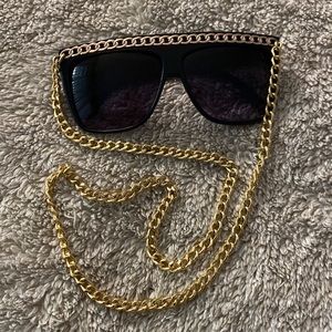 Black/Gold Chain Sunglasses